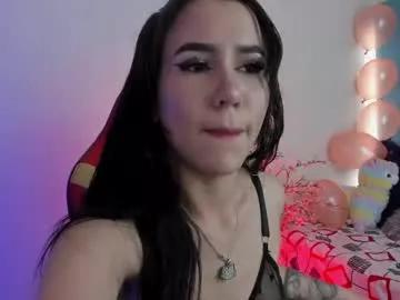 Girls: discover live performances with matured cam models, from teasing to fixations, in a variety of stunning live sex cams.