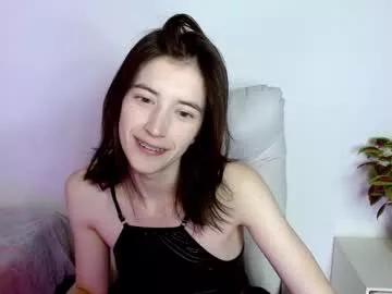 Girls: discover live performances with matured cam models, from teasing to fixations, in a variety of stunning live sex cams.