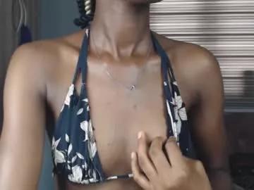 choco_petitqueen from Chaturbate