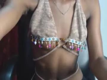 choco_petitqueen from Chaturbate