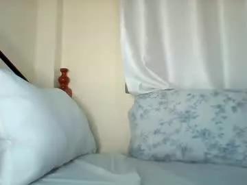 Girls: discover live performances with matured cam models, from teasing to fixations, in a variety of stunning live sex cams.