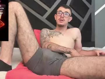 Girls: discover live performances with matured cam models, from teasing to fixations, in a variety of stunning live sex cams.