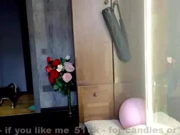 Girls: discover live performances with matured cam models, from teasing to fixations, in a variety of stunning live sex cams.