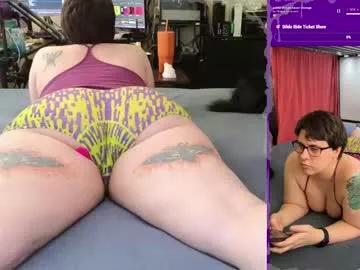 creepycrawlyqueen from Chaturbate