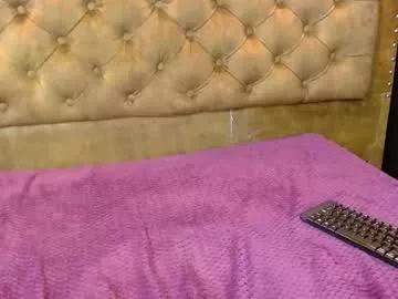 Girls: discover live performances with matured cam models, from teasing to fixations, in a variety of stunning live sex cams.