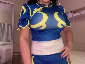 cuddlymoana from Chaturbate