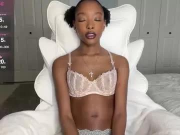 Girls: discover live performances with matured cam models, from teasing to fixations, in a variety of stunning live sex cams.