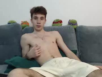 Girls: discover live performances with matured cam models, from teasing to fixations, in a variety of stunning live sex cams.