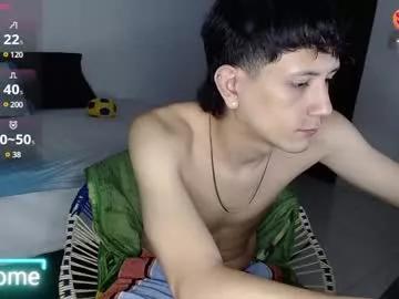 Girls: discover live performances with matured cam models, from teasing to fixations, in a variety of stunning live sex cams.