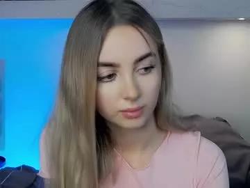 Girls: discover live performances with matured cam models, from teasing to fixations, in a variety of stunning live sex cams.