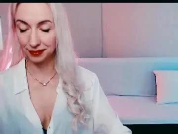 Girls: discover live performances with matured cam models, from teasing to fixations, in a variety of stunning live sex cams.
