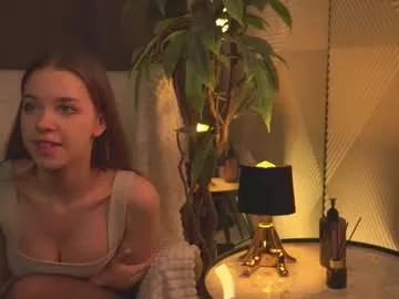 Girls: discover live performances with matured cam models, from teasing to fixations, in a variety of stunning live sex cams.