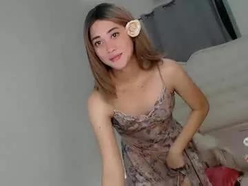 Girls: discover live performances with matured cam models, from teasing to fixations, in a variety of stunning live sex cams.