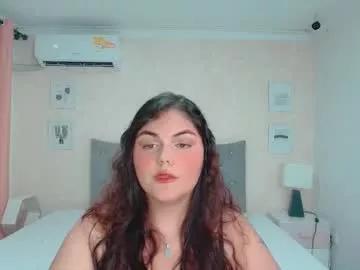 Girls: discover live performances with matured cam models, from teasing to fixations, in a variety of stunning live sex cams.