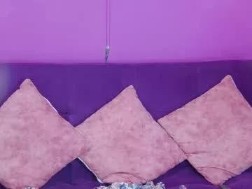 Girls: discover live performances with matured cam models, from teasing to fixations, in a variety of stunning live sex cams.