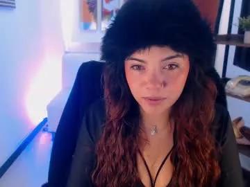 Girls: discover live performances with matured cam models, from teasing to fixations, in a variety of stunning live sex cams.
