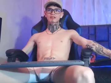 Girls: discover live performances with matured cam models, from teasing to fixations, in a variety of stunning live sex cams.