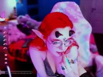 Girls: discover live performances with matured cam models, from teasing to fixations, in a variety of stunning live sex cams.