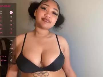 Girls: discover live performances with matured cam models, from teasing to fixations, in a variety of stunning live sex cams.