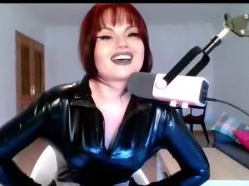 dellacrush_ from Chaturbate