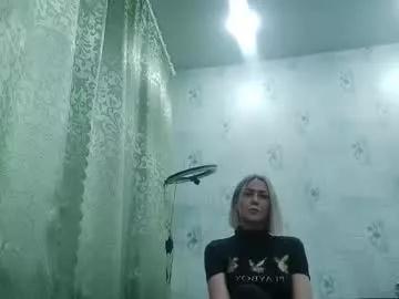 Girls: discover live performances with matured cam models, from teasing to fixations, in a variety of stunning live sex cams.