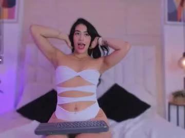 Girls: discover live performances with matured cam models, from teasing to fixations, in a variety of stunning live sex cams.