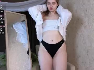 Girls: discover live performances with matured cam models, from teasing to fixations, in a variety of stunning live sex cams.