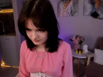 Girls: discover live performances with matured cam models, from teasing to fixations, in a variety of stunning live sex cams.