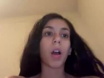 Girls: discover live performances with matured cam models, from teasing to fixations, in a variety of stunning live sex cams.