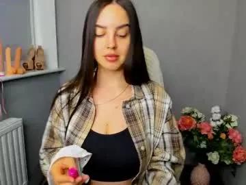 Girls: discover live performances with matured cam models, from teasing to fixations, in a variety of stunning live sex cams.