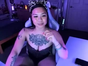 Girls: discover live performances with matured cam models, from teasing to fixations, in a variety of stunning live sex cams.