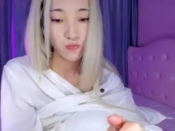 Girls: discover live performances with matured cam models, from teasing to fixations, in a variety of stunning live sex cams.