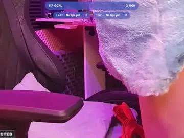 Girls: discover live performances with matured cam models, from teasing to fixations, in a variety of stunning live sex cams.