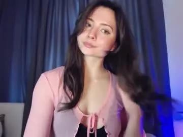 Girls: discover live performances with matured cam models, from teasing to fixations, in a variety of stunning live sex cams.