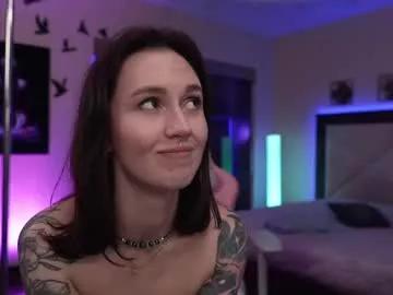 Girls: discover live performances with matured cam models, from teasing to fixations, in a variety of stunning live sex cams.