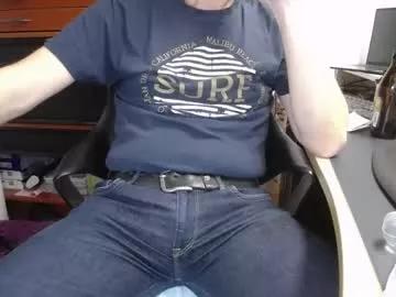 duderuhornyx from Chaturbate