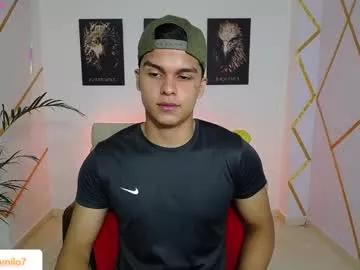 Girls: discover live performances with matured cam models, from teasing to fixations, in a variety of stunning live sex cams.