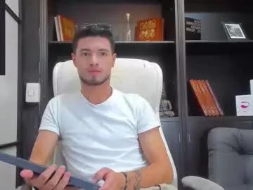 Girls: discover live performances with matured cam models, from teasing to fixations, in a variety of stunning live sex cams.