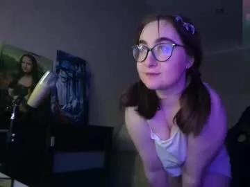 Girls: discover live performances with matured cam models, from teasing to fixations, in a variety of stunning live sex cams.