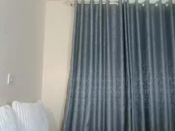 elegant_ebony from Chaturbate