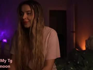 Girls: discover live performances with matured cam models, from teasing to fixations, in a variety of stunning live sex cams.