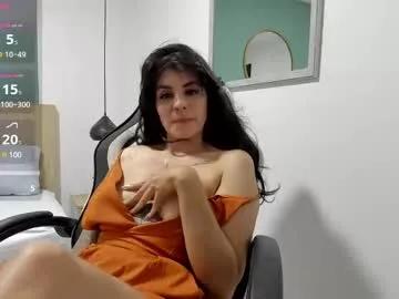 Girls: discover live performances with matured cam models, from teasing to fixations, in a variety of stunning live sex cams.