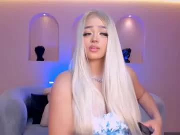 Girls: discover live performances with matured cam models, from teasing to fixations, in a variety of stunning live sex cams.