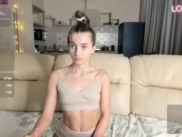 Girls: discover live performances with matured cam models, from teasing to fixations, in a variety of stunning live sex cams.