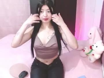 ella_2sweet from Chaturbate