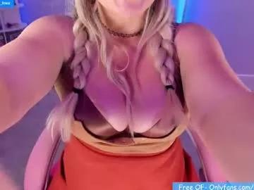 ella_foxx from Chaturbate