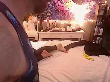 elleekaypetite from Chaturbate