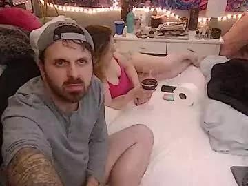 elleekaypetite from Chaturbate