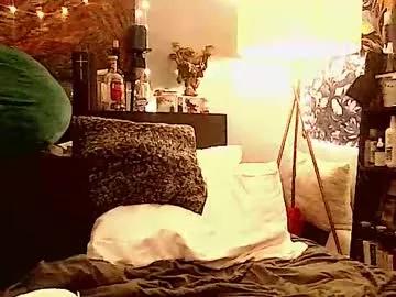 elleekaypetite from Chaturbate