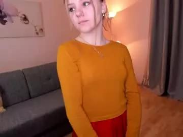 ellenmartins from Chaturbate